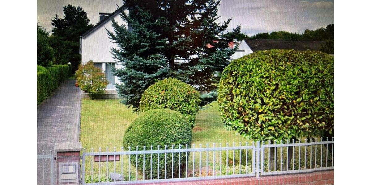 Einfamilienhaus Königswinter - 10 Zimmer, 230 m&sup2;, 2.400&euro; | Angebot:25926285