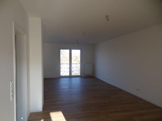 Zentrumsnah wohnen: 2-Zimmer-Wohnung mit Einbauküche, Balkon und TG-Stellplatz 2 zimmer