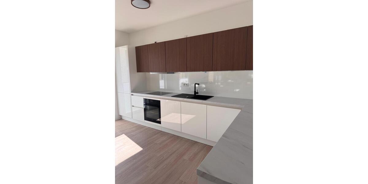 Etagenwohnung Mönchengladbach - 3 Zimmer, 81 m&sup2;, 1.396&euro; | Angebot:26536662
