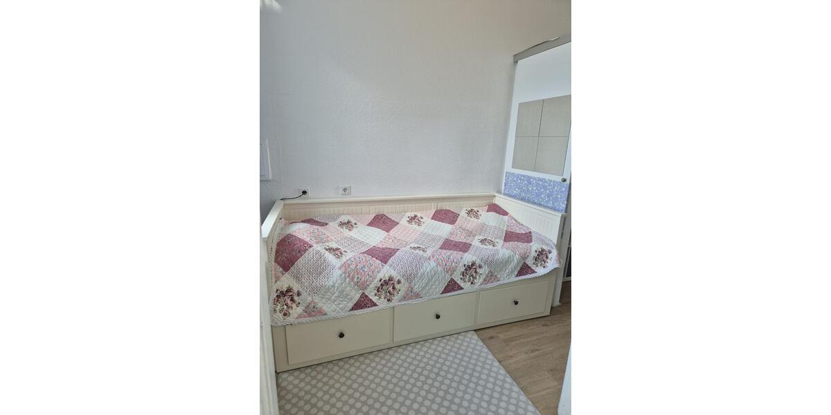 Etagenwohnung Krefeld Benrad - 3 Zimmer, 70 m&sup2;, 1.000&euro; | Angebot:26337607