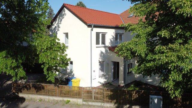 Einfamilienhaus Halberstadt - 5 Zimmer, 162 m&sup2;, 1.300&euro; | Angebot:26758673