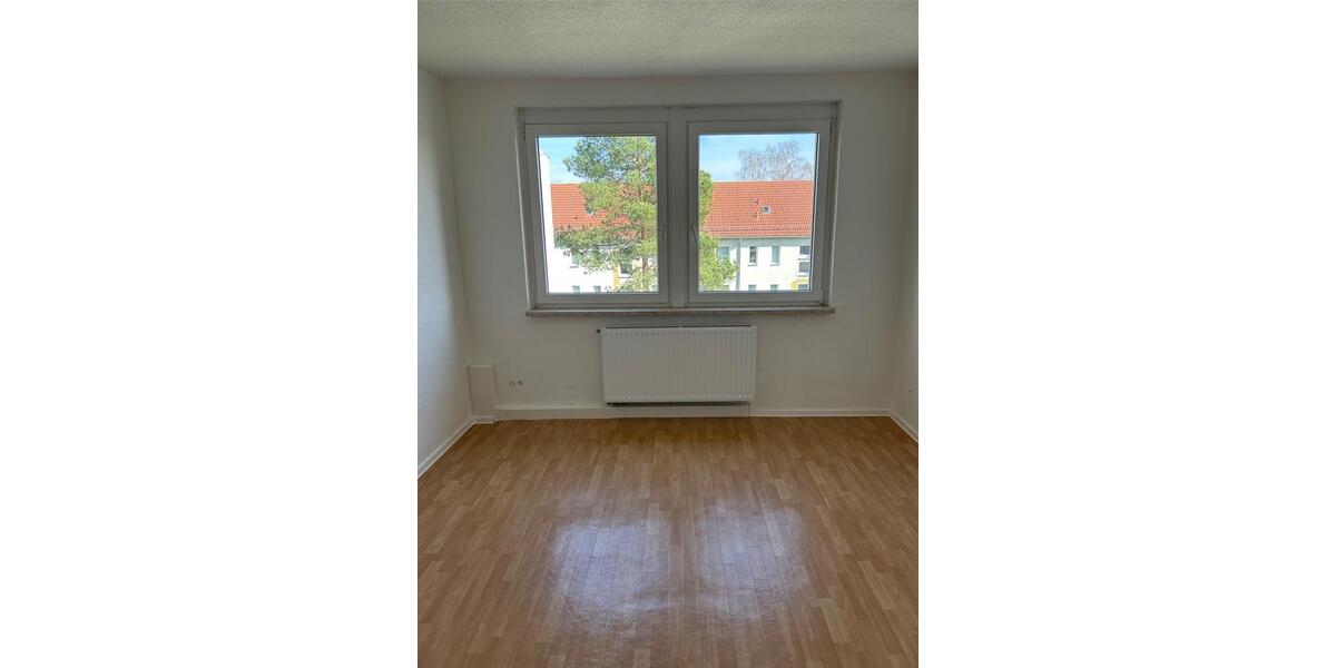 Etagenwohnung Lichtenstein (Sachsen) - 2 Zimmer, 50 m&sup2;, 327&euro; | Angebot:21540078