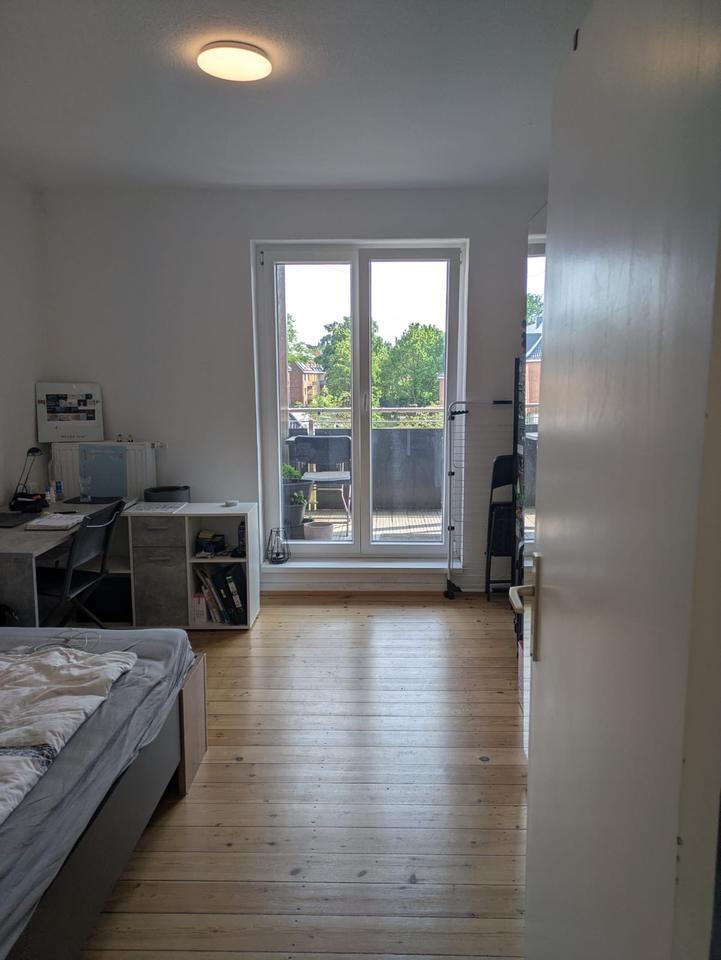 WG-Zimmer mit Balkonzugang | 520€ all in | Frei ab 01.10.