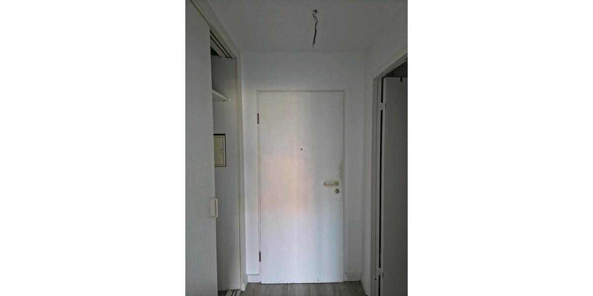 Etagenwohnung Lübeck Sankt Lorenz Nord - 1 Zimmer, 26 m&sup2;, 400&euro; | Angebot:26048640