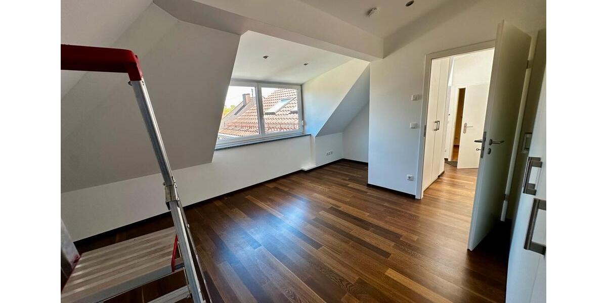 Dachgeschoßwohnung München Allach-Untermenzing - 2 Zimmer, 64 m&sup2;, 1.588&euro; | Angebot:26697949