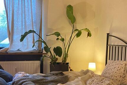 Helles WG Zimmer in Karlsruhe-Neureut in 5er Frauen-WG Nr. 3 1 zimmer