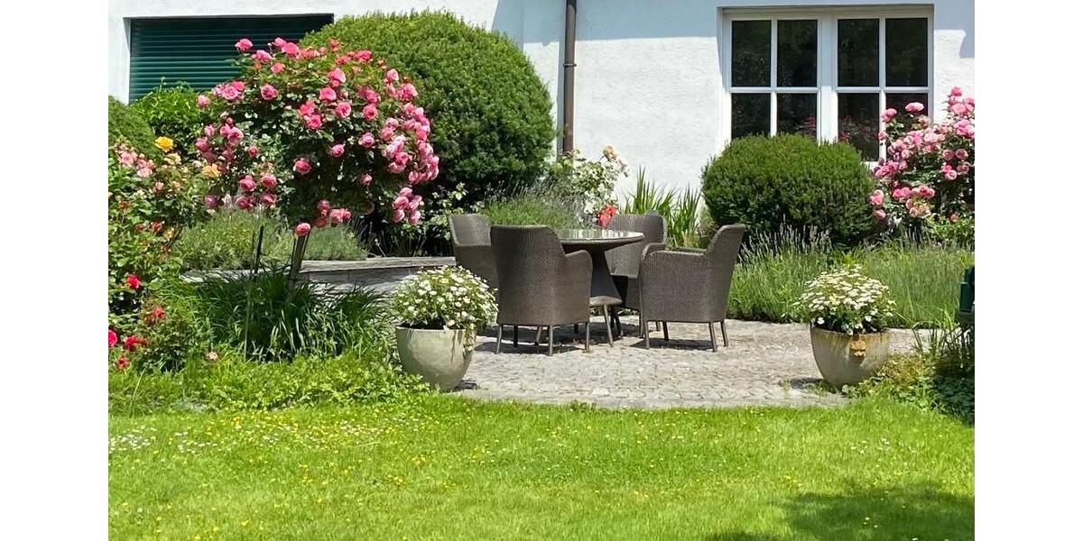 Einfamilienhaus Köln Rodenkirchen - 7 Zimmer, 220 m&sup2;, 3.950&euro; | Angebot:25396684