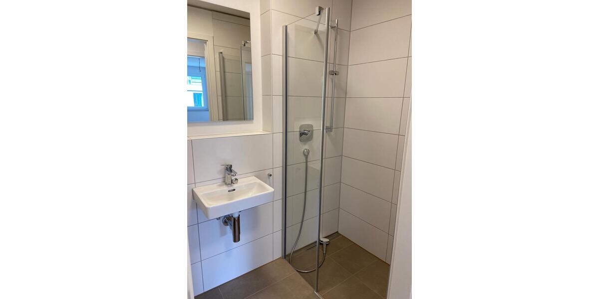 Etagenwohnung Esslingen am Neckar Hegensberg - 4 Zimmer, 77 m&sup2;, 1.400&euro; | Angebot:25491528