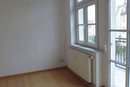 Wohnung Zittau - 3 Zimmer, 70 m&sup2;, 325&euro; | Angebot:26749537