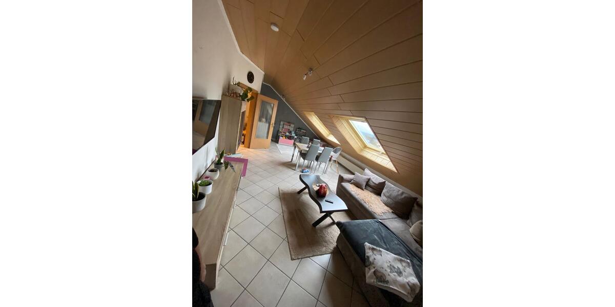 Dachgeschosswohnung 2ZKB in Ellenhausen ab 01.03.2026 2 zimmer