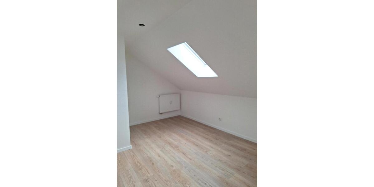 Dachgeschoßwohnung Schwarzenbach an der Saale Fletschenreuth - 1 Zimmer, 30 m&sup2;, 500&euro; | Angebot:25807283