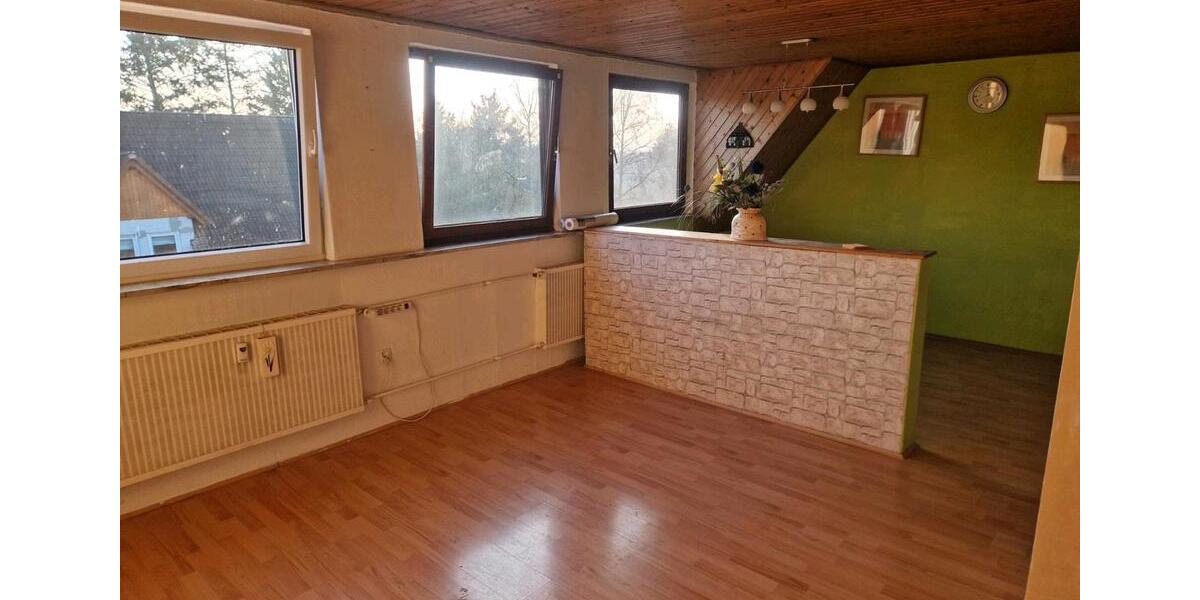 Dachgeschoßwohnung Immenhausen - 3 Zimmer, 58 m&sup2;, 350&euro; | Angebot:24663898