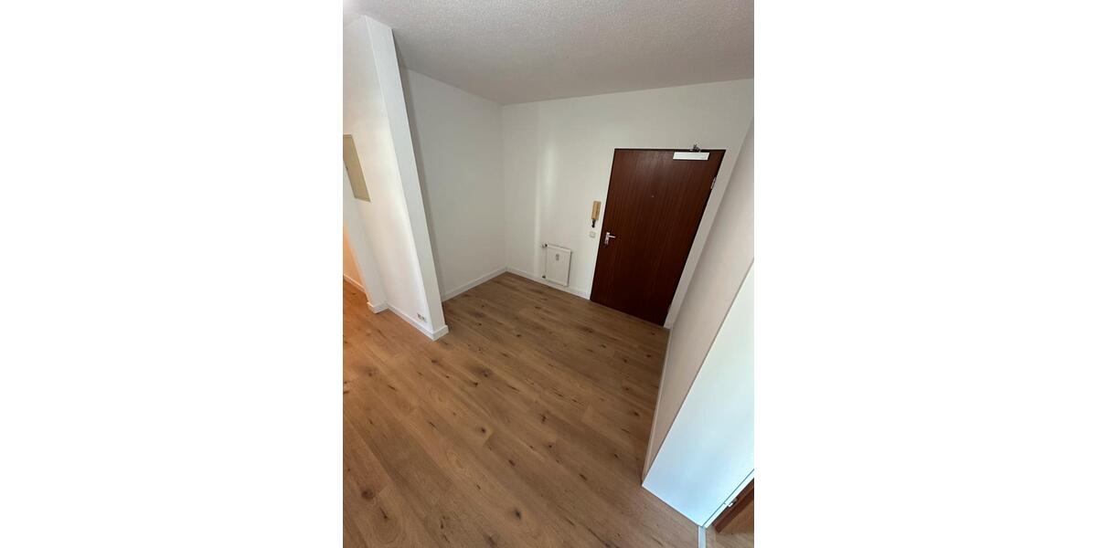 Etagenwohnung Weil am Rhein - 2 Zimmer, 71 m&sup2;, 1.250&euro; | Angebot:24753262