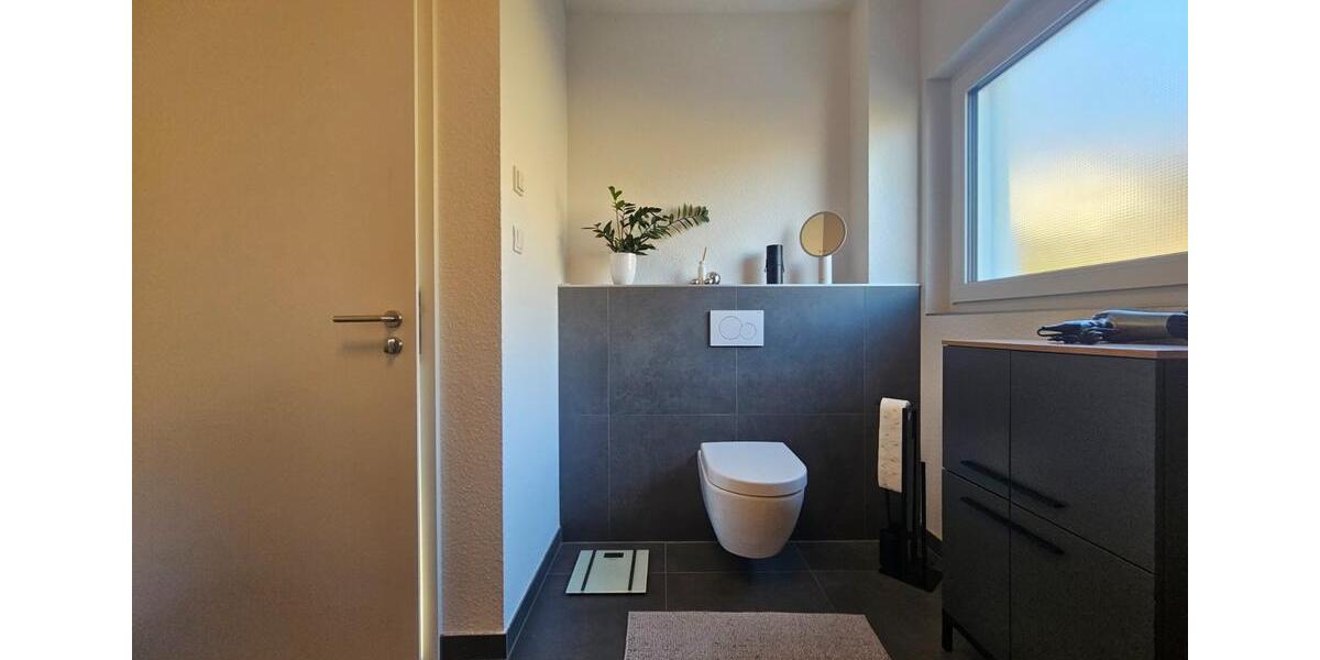 Einfamilienhaus Neunkirchen - 3 Zimmer, 113 m&sup2;, 1.330&euro; | Angebot:24689074