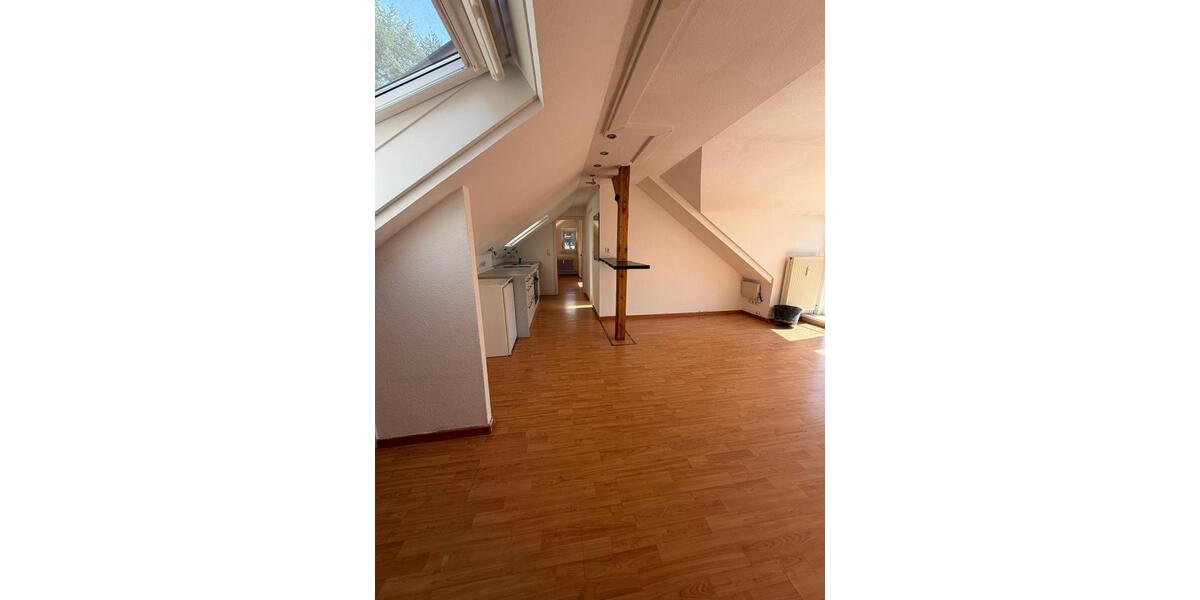 Dachgeschoßwohnung Hannover Bothfeld-Vahrenheide - 2 Zimmer, 45 m&sup2;, 700&euro; | Angebot:26549374