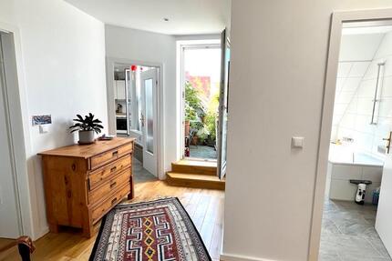 Wohnung Berlin Mitte - 3 Zimmer, 75 m&sup2;, 1.300&euro; | Angebot:24495840