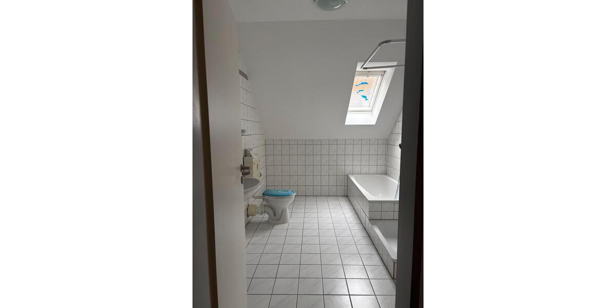 Dachgeschoßwohnung Herrstein - 3 Zimmer, 74 m&sup2;, 370&euro; | Angebot:26561351