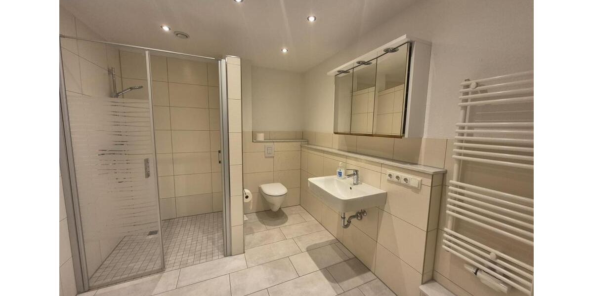 Etagenwohnung Espelkamp - 3 Zimmer, 92 m&sup2;, 1.075&euro; | Angebot:26533980