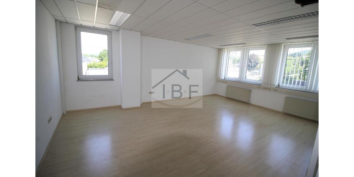 Gewerbeobjekt Kreuztal - 940&euro; | Angebot:25724768