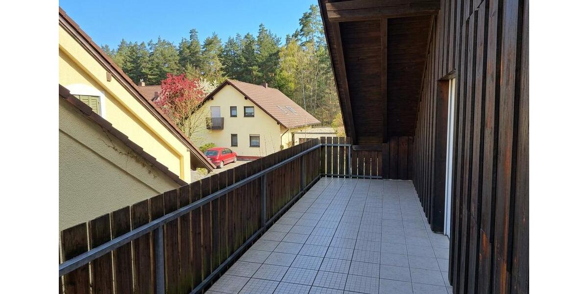 Dachgeschoßwohnung Schwanstetten - 3 Zimmer, 80 m&sup2;, 800&euro; | Angebot:26265598