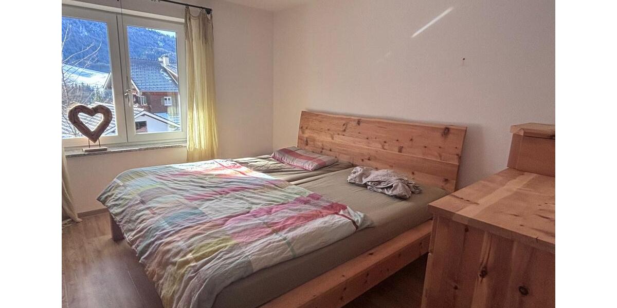 Erdgeschoßwohnung Bad Hindelang - 4 Zimmer, 100 m&sup2;, 1.390&euro; | Angebot:24652000