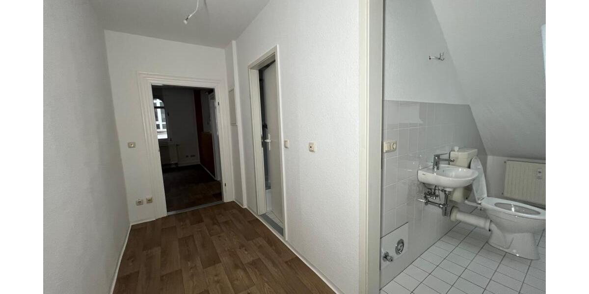 Gemütliche 3 Raum DG Wohnung mit Garten am Haus - unterhalb der Osterburg! - Dachgeschoßwohnung Weida Liebsdorf | Angebot:26146312