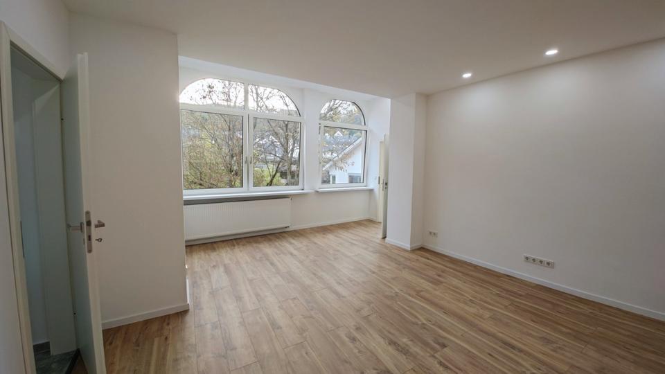 Erdgeschoßwohnung Idar-Oberstein Oberstein - 3 Zimmer, 85 m&sup2;, 560&euro; | Angebot:26041425
