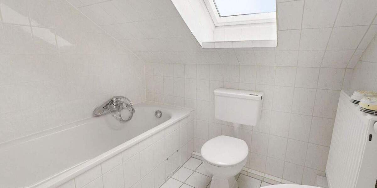 Neu sanierte 1-Zimmer-Wohnung mit EBK im Dachgeschoss in Wathlingen! (AK-1020-156) 1 zimmer