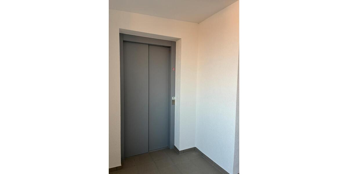 Dachgeschoßwohnung Lauda-Königshofen Königshofen - 3 Zimmer, 112 m&sup2;, 1.170&euro; | Angebot:24689498