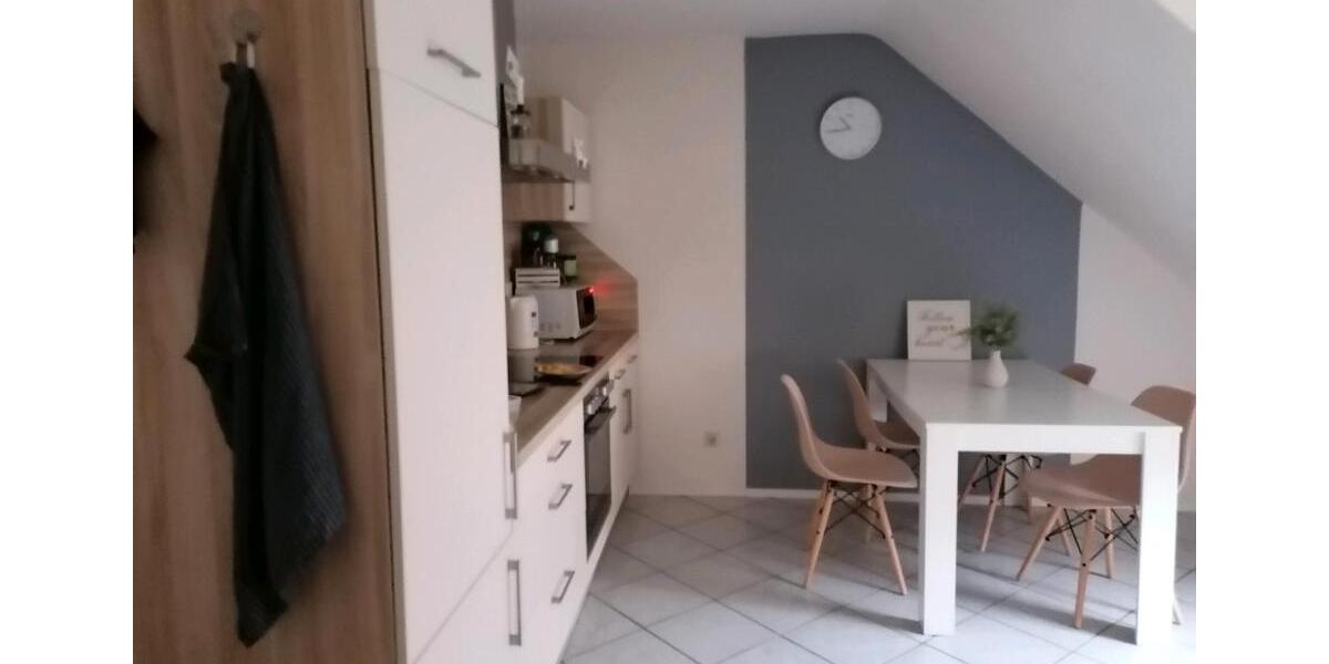Dachgeschoßwohnung Ringgau - 3 Zimmer, 46 m&sup2;, 530&euro; | Angebot:26689712