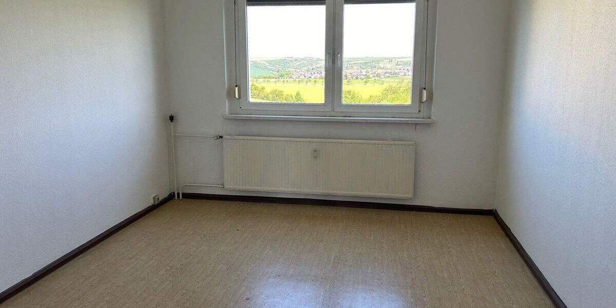 Etagenwohnung Teutschenthal Langenbogen - 2 Zimmer, 55 m&sup2;, 330&euro; | Angebot:26796964
