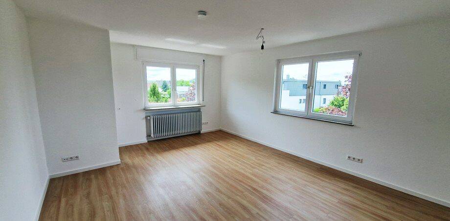 Einfamilienhaus Reutlingen Georgenberg - 6 Zimmer, 180 m&sup2;, 2.050&euro; | Angebot:26908794