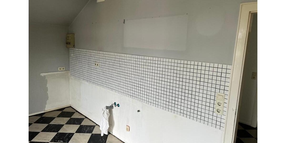 Dachgeschoßwohnung Mettmann - 2 Zimmer, 74 m&sup2;, 700&euro; | Angebot:25264787