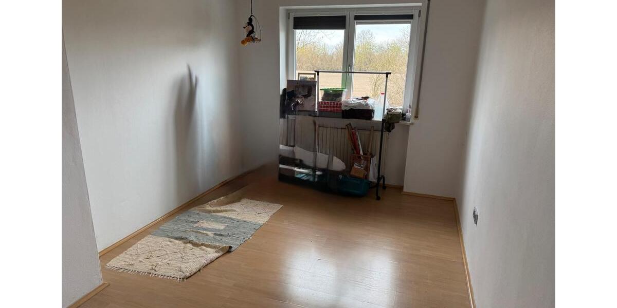 Erdgeschoßwohnung Pilsting - 3 Zimmer, 95 m&sup2;, 740&euro; | Angebot:26033518