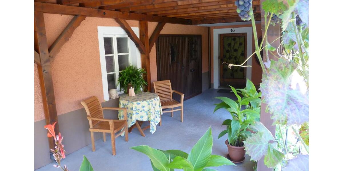 Wohnen auf Zeit Staufen im Breisgau - 2 Zimmer, 70 m&sup2;, 1.120&euro; | Angebot:26237675