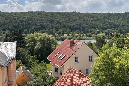 Herrliche 4-Raum-Wohnung mit Balkon direkt an der Elbe 4 zimmer