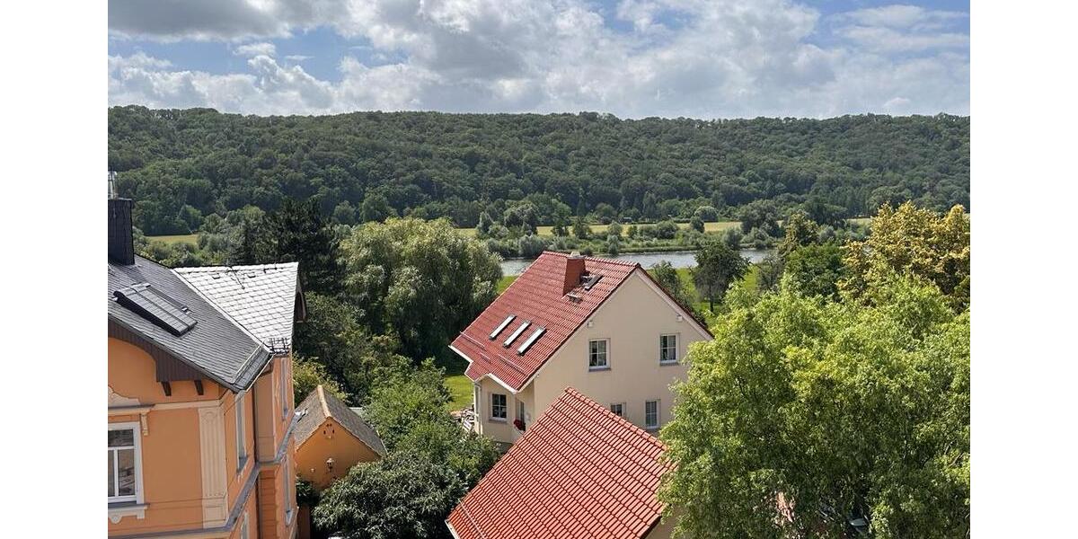 Herrliche 4-Raum-Wohnung mit Balkon direkt an der Elbe 4 zimmer