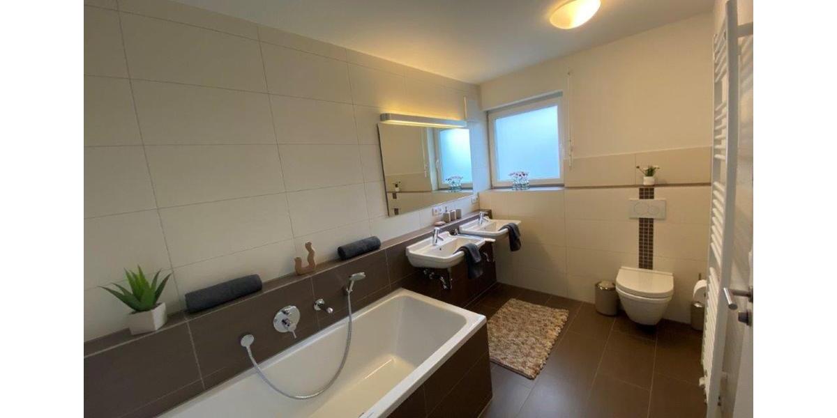Wohnen auf Zeit Ostfildern - 3 Zimmer, 81 m&sup2;, 2.560&euro; | Angebot:26213566