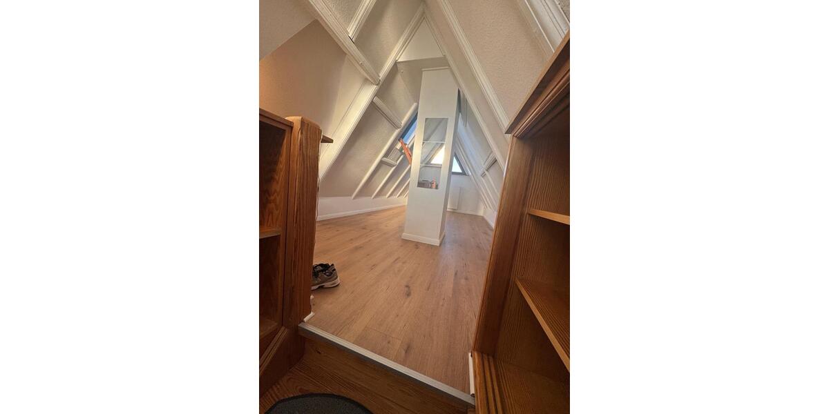 Dachgeschoßwohnung Hamburg Borgfelde - 2 Zimmer, 20 m&sup2;, 750&euro; | Angebot:25332943