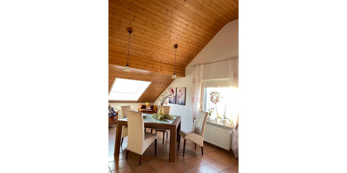 Dachgeschoßwohnung Netphen - 3.5 Zimmer, 88 m&sup2;, 750&euro; | Angebot:26336424