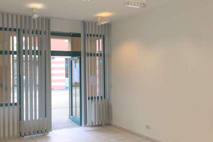 Praktische Gewerbeeinheit für BüroPraxis oder Einzelhandel - Haus Wurzen Altstadt | Angebot:25468479