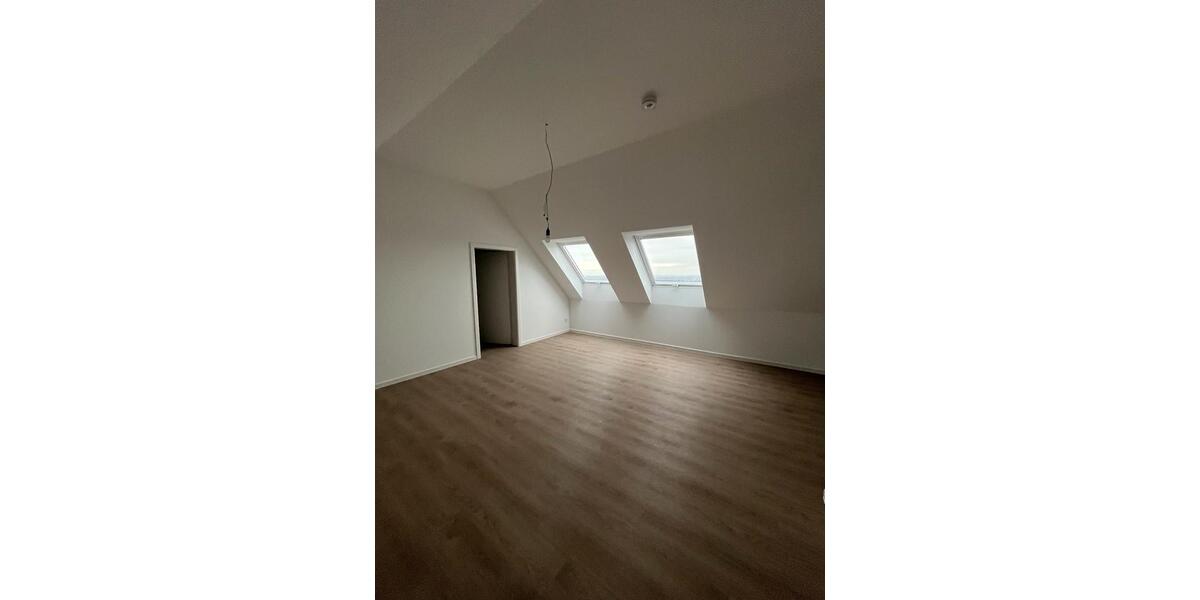 Maisonettenwohnung Bielefeld Brackwede - 3 Zimmer, 145 m&sup2;, 1.500&euro; | Angebot:23615732