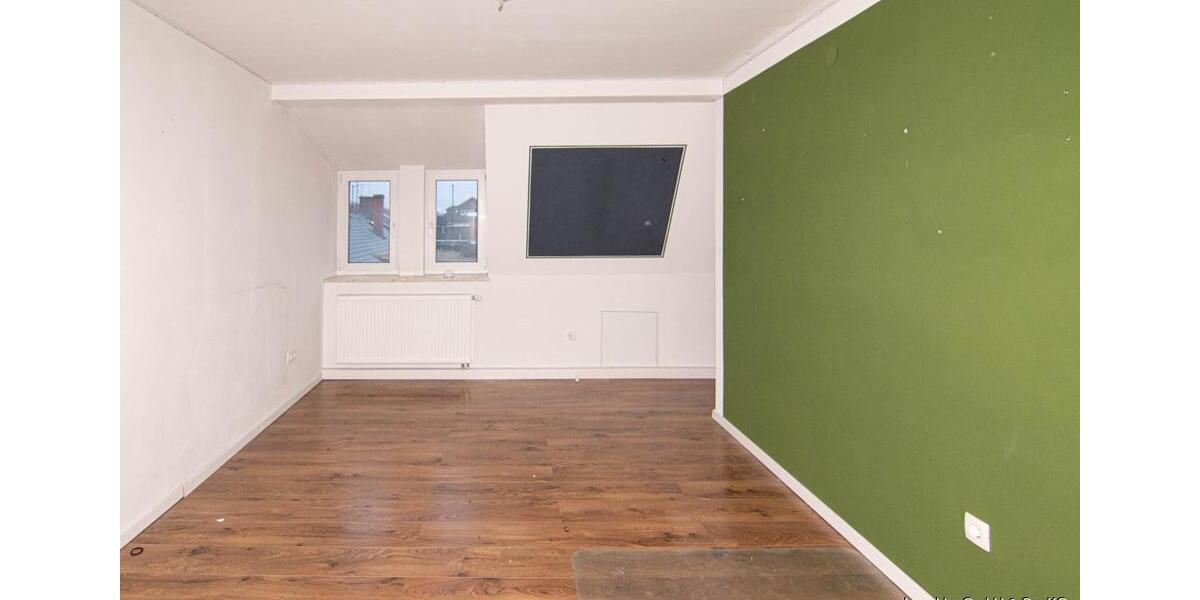 Dachgeschoßwohnung Oberkotzau - 5 Zimmer, 149 m&sup2;, 1.028&euro; | Angebot:23807306