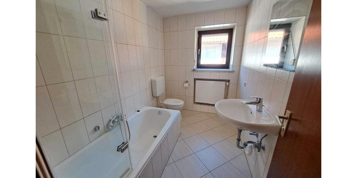 Etagenwohnung Tann - 4 Zimmer, 85 m&sup2;, 750&euro; | Angebot:26337392