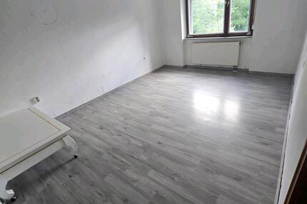 Wohnung zu vermieten SB-Altenkessel zimmer