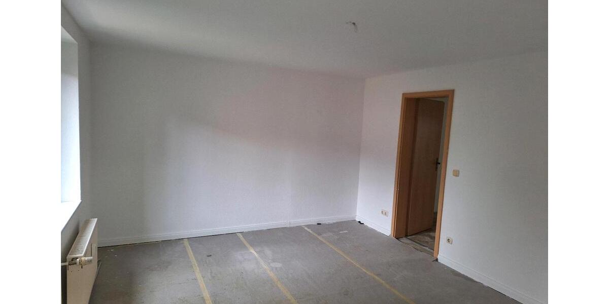 Erdgeschoßwohnung Zeitz - 6 Zimmer, 63 m&sup2;, 373&euro; | Angebot:24562258