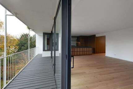 Wohnung Düsseldorf Düsseltal - 4 Zimmer, 160 m&sup2;, 3.990&euro; | Angebot:25302542