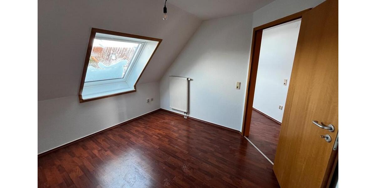 Dachgeschoßwohnung Schwerin Gartenstadt - 2 Zimmer, 56 m&sup2;, 585&euro; | Angebot:25125333