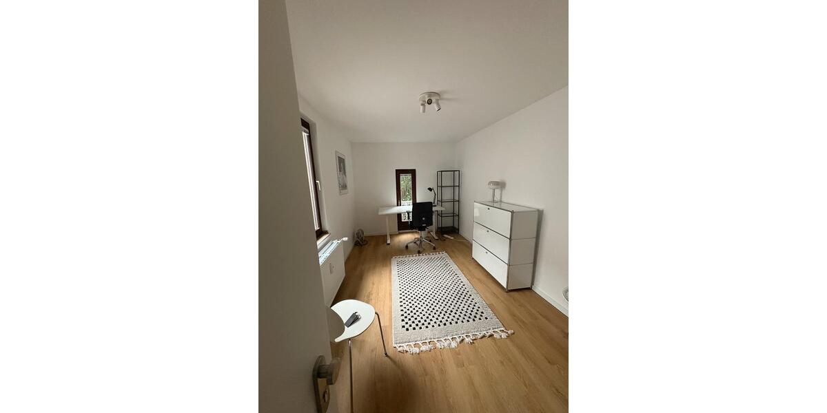 Wohnen auf Zeit Köln Mülheim - 2 Zimmer, 50 m&sup2;, 1.250&euro; | Angebot:26527685
