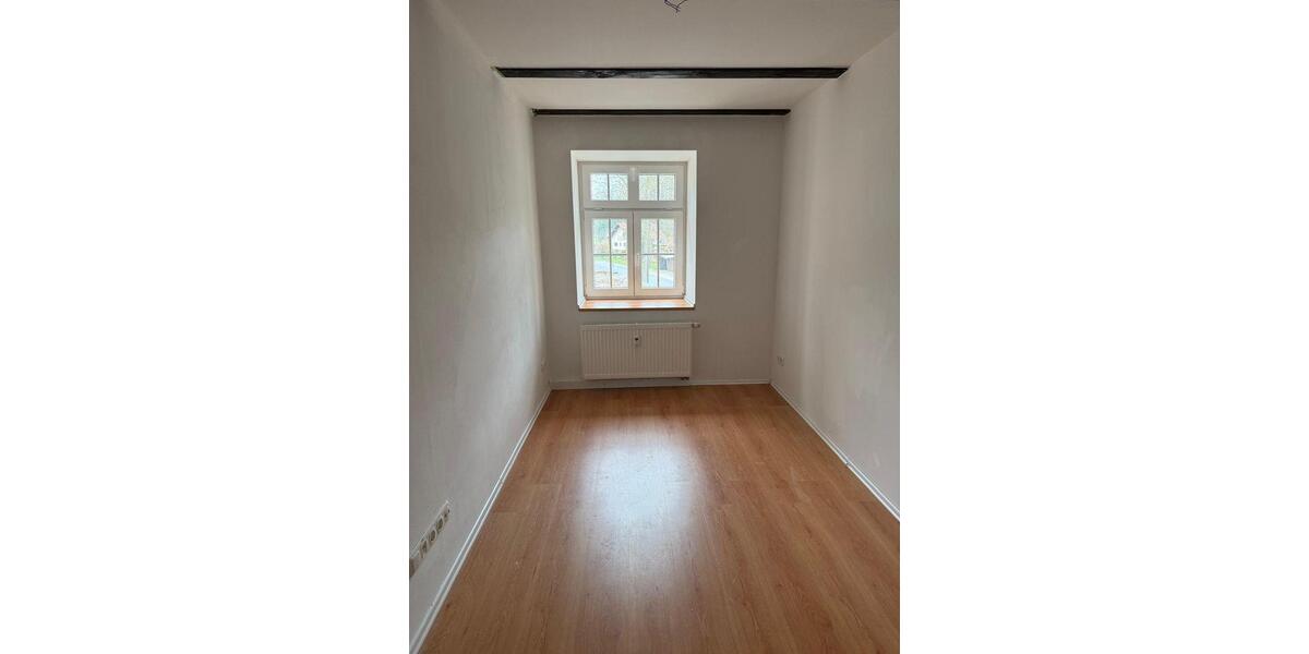 Etagenwohnung Oberschöna - 3 Zimmer, 60 m&sup2;, 400&euro; | Angebot:26488777